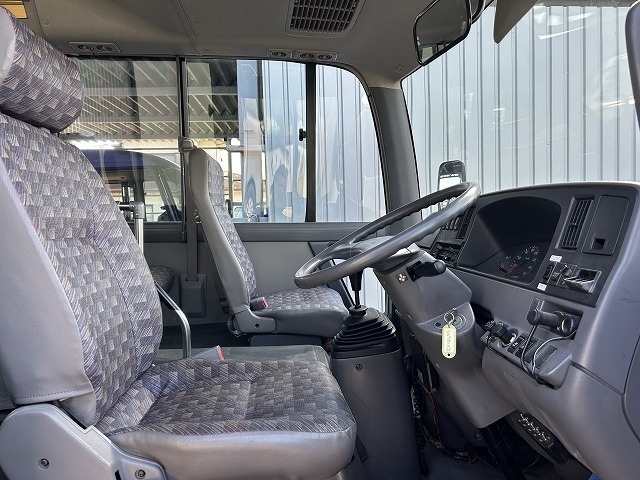 NISSAN - CIVILLIAN
