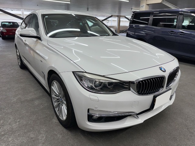 BMW - 3 SERIES

