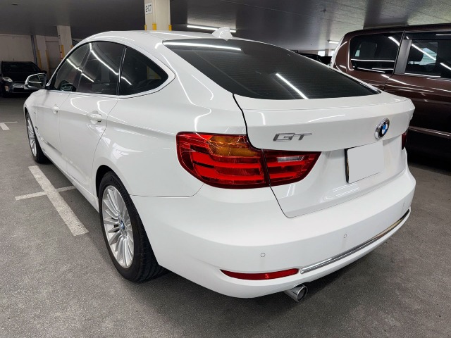 BMW - 3 SERIES
