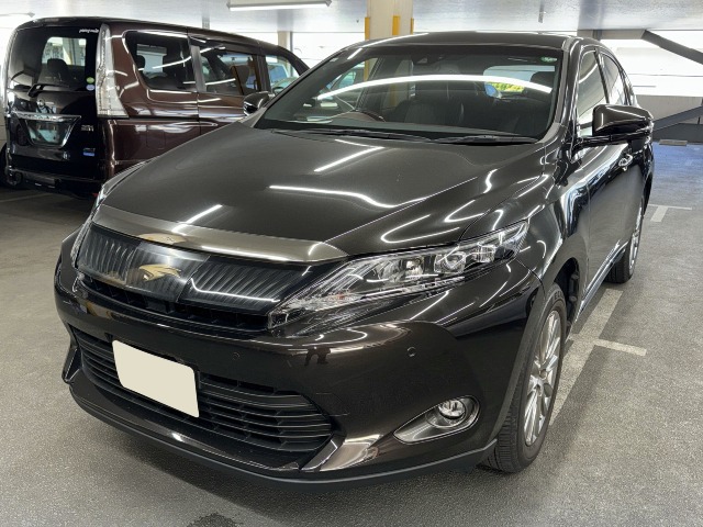 TOYOTA - HARRIER
