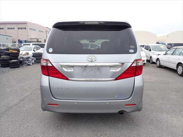 TOYOTA - ALPHARD
