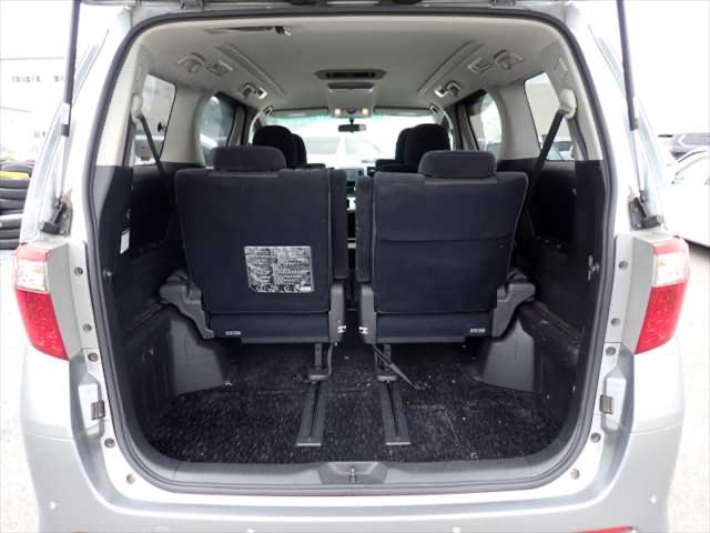 TOYOTA - ALPHARD
