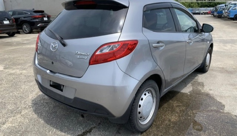 MAZDA - DEMIO
