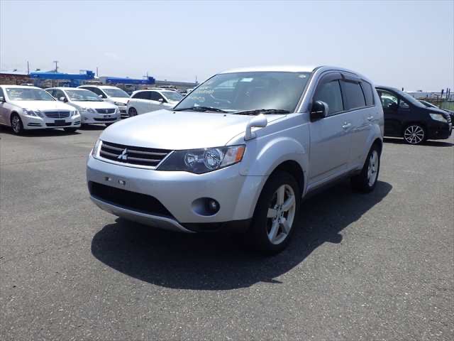 MITSUBISHI - OUTLANDER
