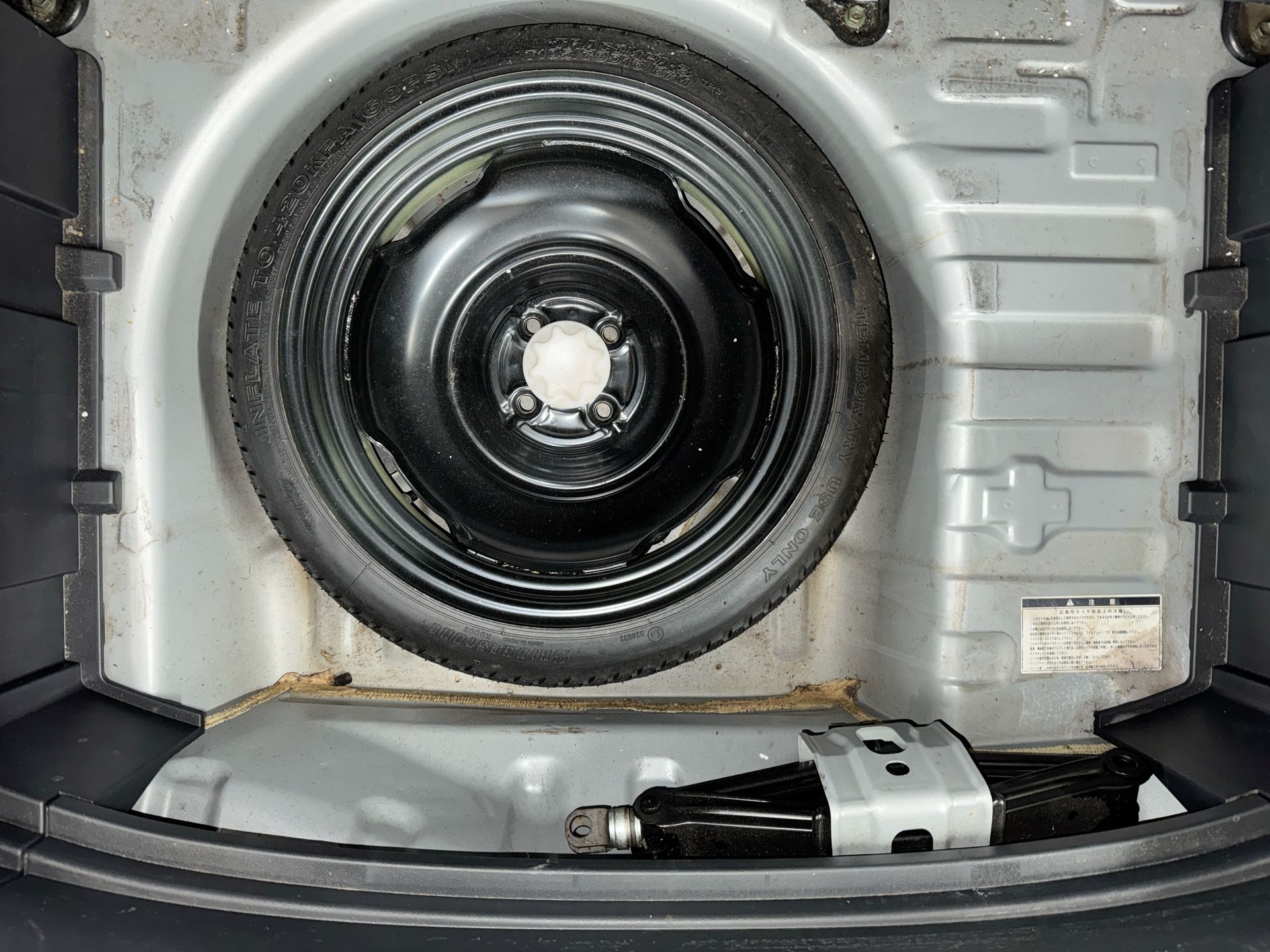 TOYOTA IST 2002 - Image 9