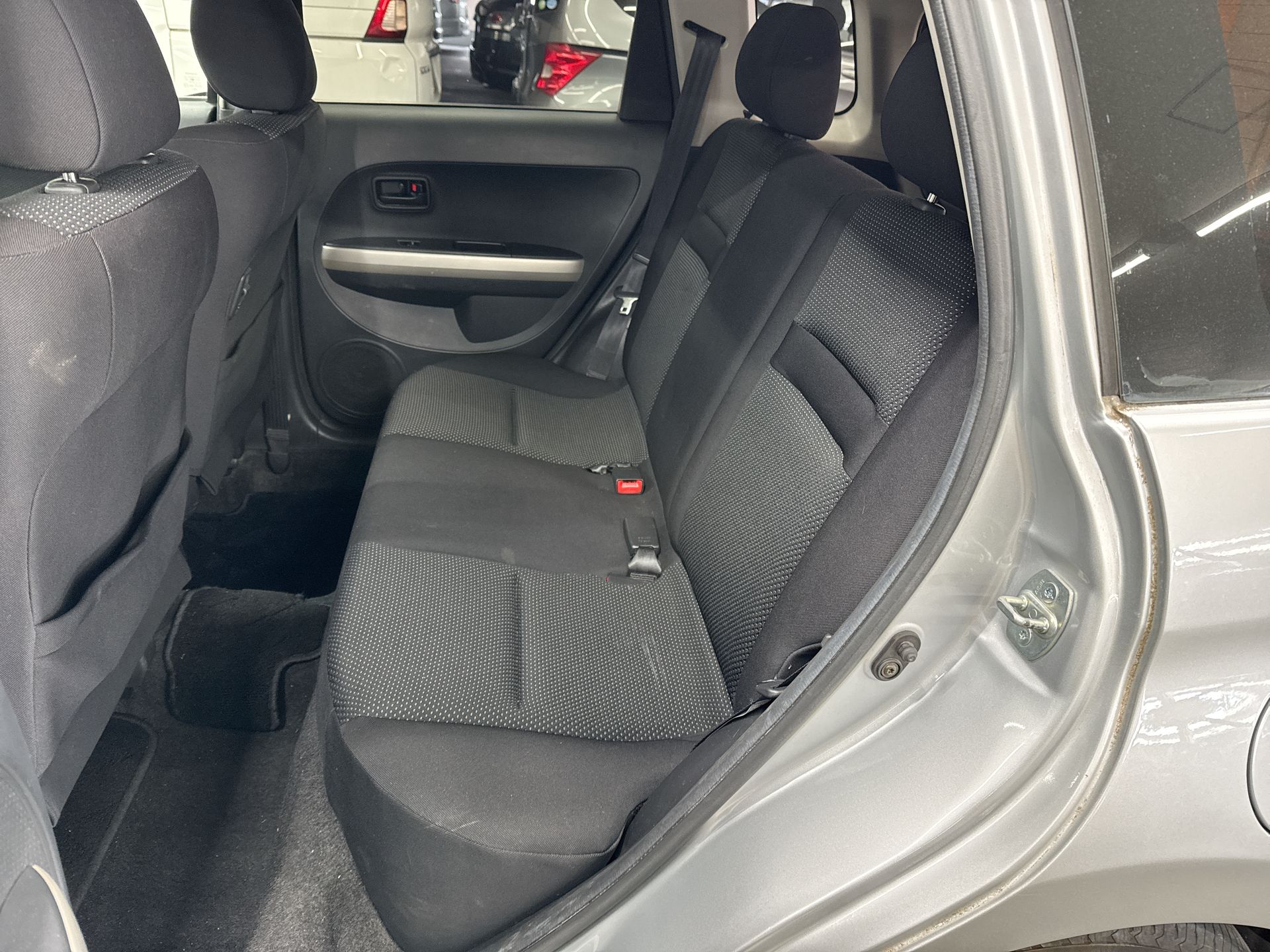 TOYOTA IST 2002 - Image 14